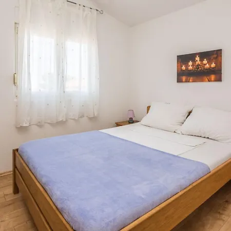 Daire Galic 4 By Interhome Vir