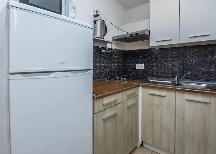 Galic 4 By Interhome شقة