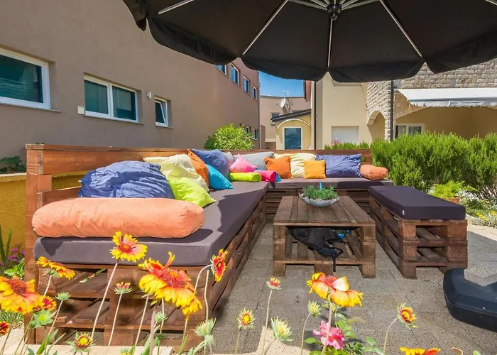 Galic 4 By Interhome