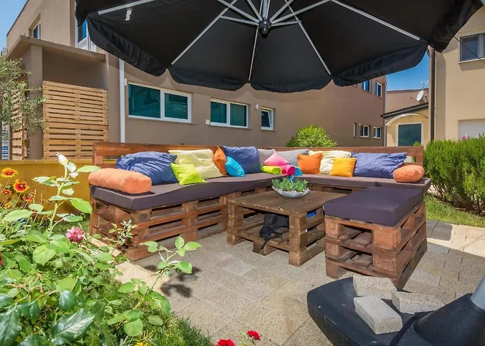 Galic 4 By Interhome فير